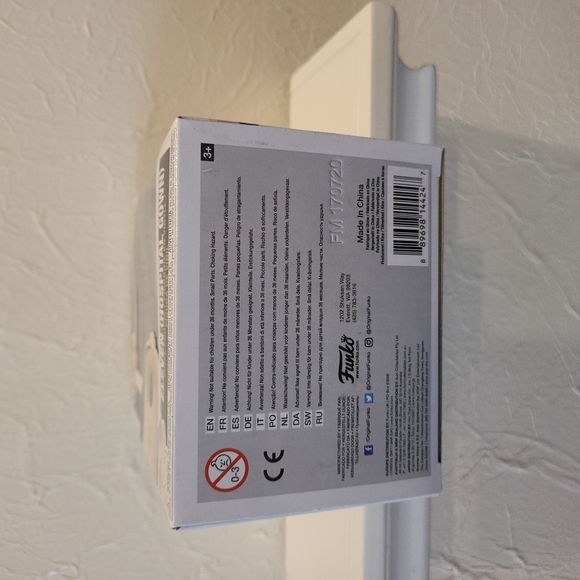 [Funko Pop] Stranger Things- Eleven(Hospital Gown) 511 - Picture 5 of 6